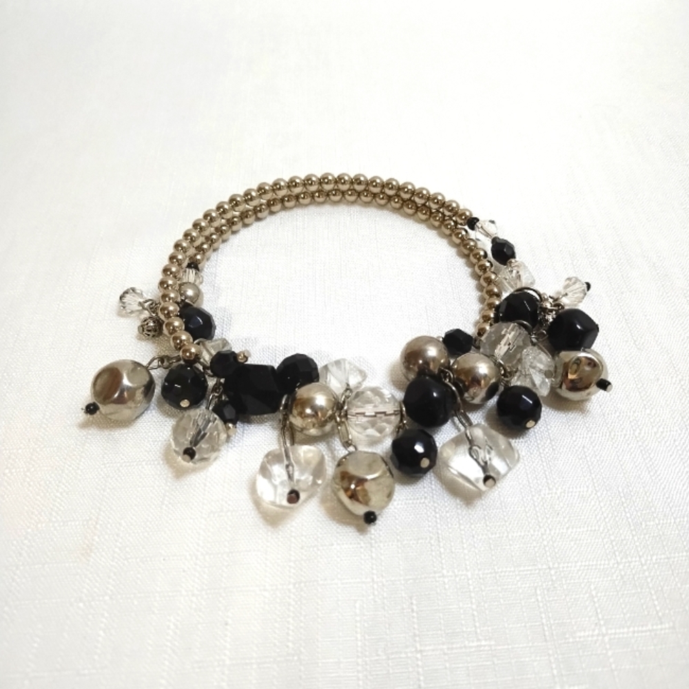 Elegant Black and Silver Beaded Statement Necklace